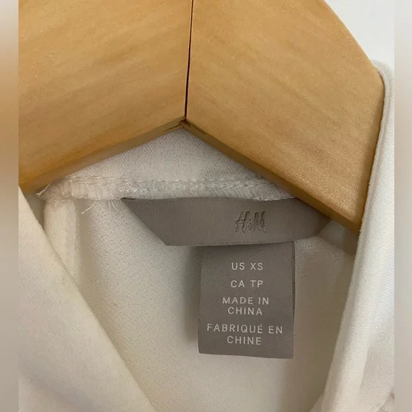 H&M Top - Picture 4 of 4